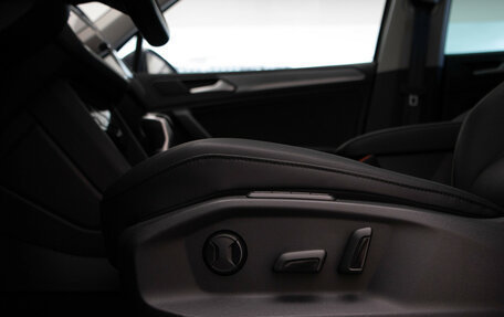 Volkswagen Tiguan II, 2021 год, 3 450 000 рублей, 27 фотография