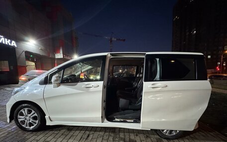 Honda Freed I, 2012 год, 850 000 рублей, 6 фотография
