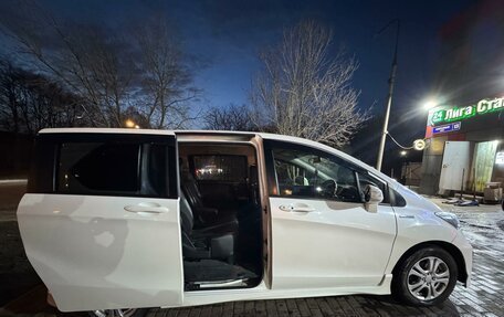 Honda Freed I, 2012 год, 850 000 рублей, 4 фотография