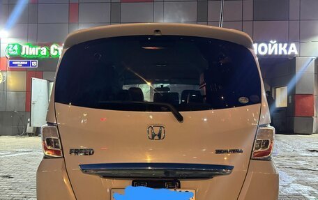 Honda Freed I, 2012 год, 850 000 рублей, 5 фотография