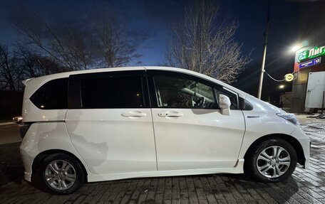 Honda Freed I, 2012 год, 850 000 рублей, 3 фотография
