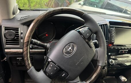 Toyota Land Cruiser 200, 2013 год, 3 750 000 рублей, 5 фотография