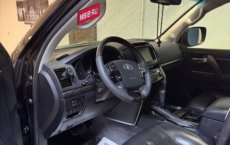 Toyota Land Cruiser 200, 2013 год, 3 750 000 рублей, 4 фотография