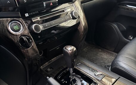 Toyota Land Cruiser 200, 2013 год, 3 750 000 рублей, 7 фотография