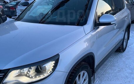 Volkswagen Tiguan I, 2011 год, 1 280 000 рублей, 2 фотография