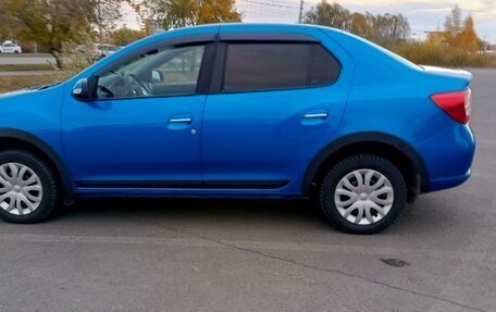 Renault Logan II, 2015 год, 780 000 рублей, 3 фотография