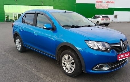 Renault Logan II, 2015 год, 780 000 рублей, 2 фотография