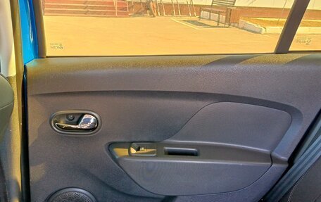 Renault Logan II, 2015 год, 780 000 рублей, 14 фотография