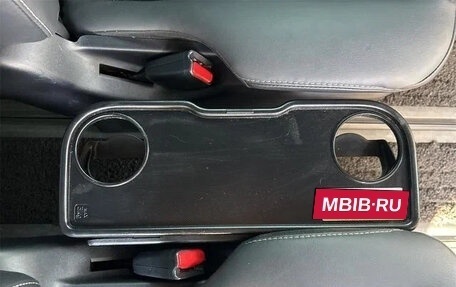 Toyota Voxy III, 2017 год, 1 600 000 рублей, 36 фотография