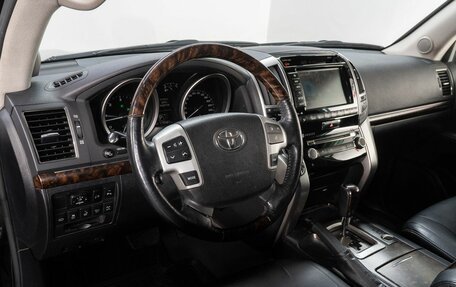 Toyota Land Cruiser 200, 2014 год, 5 150 000 рублей, 9 фотография