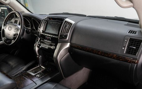 Toyota Land Cruiser 200, 2014 год, 5 150 000 рублей, 18 фотография