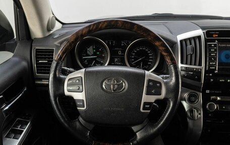 Toyota Land Cruiser 200, 2014 год, 5 150 000 рублей, 21 фотография