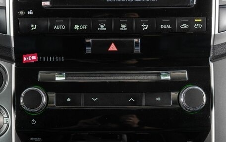 Toyota Land Cruiser 200, 2014 год, 5 150 000 рублей, 25 фотография