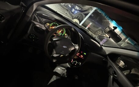 Ford Focus IV, 2001 год, 215 000 рублей, 7 фотография