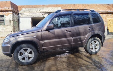 Chevrolet Niva I рестайлинг, 2014 год, 590 000 рублей, 2 фотография