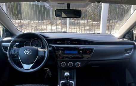 Toyota Corolla, 2013 год, 1 089 000 рублей, 10 фотография
