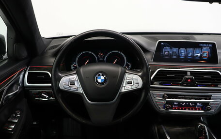 BMW 7 серия, 2016 год, 3 190 000 рублей, 8 фотография