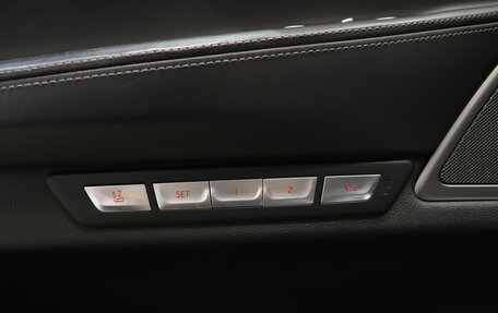 BMW 7 серия, 2016 год, 3 190 000 рублей, 24 фотография