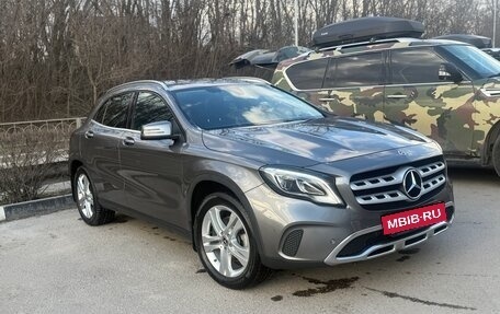 Mercedes-Benz GLA, 2017 год, 2 800 000 рублей, 3 фотография