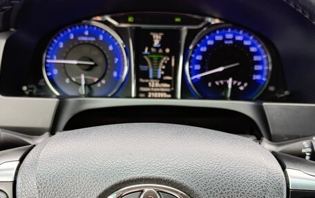 Toyota Camry, 2017 год, 2 300 000 рублей, 12 фотография