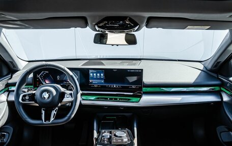 BMW 5 серия, 2026 год, 8 900 000 рублей, 14 фотография