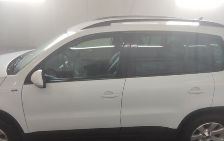 Volkswagen Tiguan I, 2015 год, 1 800 000 рублей, 5 фотография