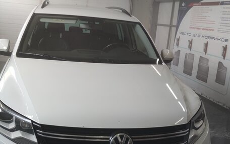 Volkswagen Tiguan I, 2015 год, 1 800 000 рублей, 12 фотография