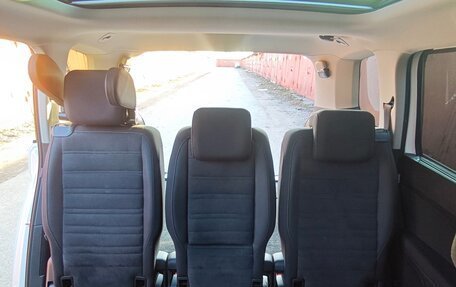 Volkswagen Touran III, 2019 год, 2 100 000 рублей, 6 фотография