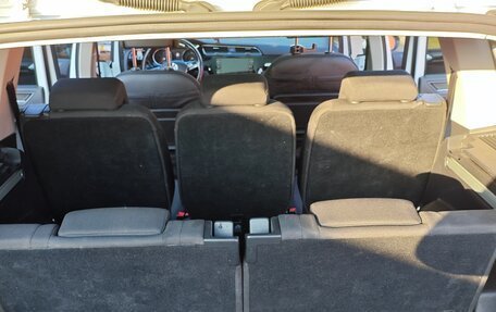 Volkswagen Touran III, 2019 год, 2 100 000 рублей, 9 фотография
