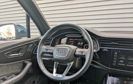 Audi Q7, 2022 год, 10 900 000 рублей, 26 фотография