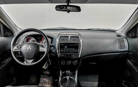 Mitsubishi ASX I рестайлинг, 2013 год, 1 100 000 рублей, 13 фотография