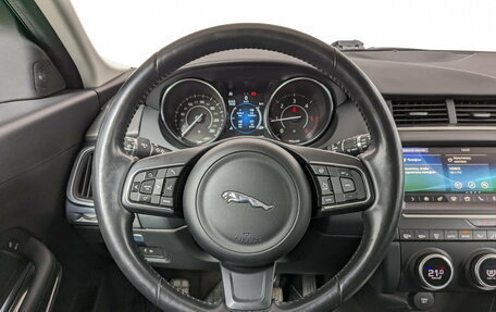 Jaguar E-Pace, 2020 год, 2 990 000 рублей, 10 фотография