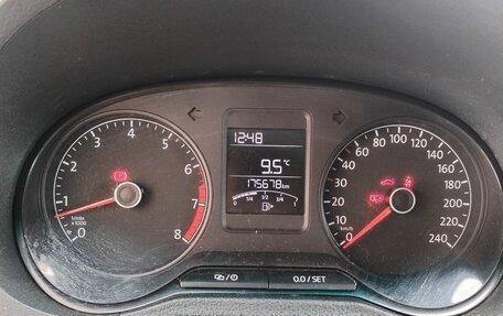 Volkswagen Polo VI (EU Market), 2015 год, 650 000 рублей, 4 фотография