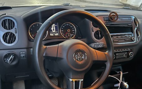 Volkswagen Tiguan I, 2012 год, 1 600 000 рублей, 3 фотография