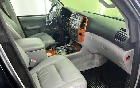 Toyota Land Cruiser 100 рестайлинг 2, 2006 год, 3 278 000 рублей, 7 фотография