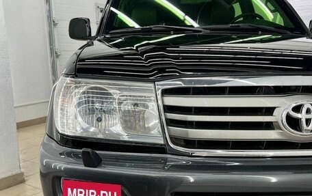 Toyota Land Cruiser 100 рестайлинг 2, 2006 год, 3 278 000 рублей, 13 фотография