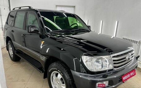 Toyota Land Cruiser 100 рестайлинг 2, 2006 год, 3 278 000 рублей, 14 фотография