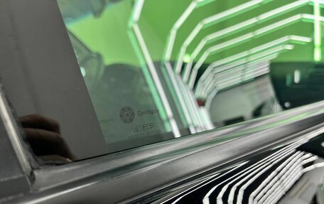 Toyota Land Cruiser 100 рестайлинг 2, 2006 год, 3 278 000 рублей, 26 фотография