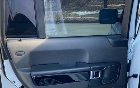 Land Rover Range Rover III, 2010 год, 2 000 000 рублей, 16 фотография