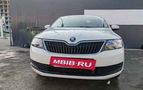 Skoda Rapid I, 2018 год, 677 000 рублей, 5 фотография