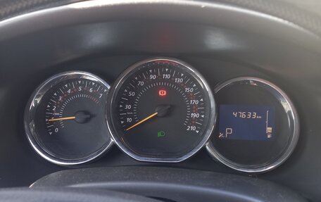 Renault Sandero II рестайлинг, 2018 год, 1 290 000 рублей, 19 фотография