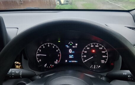 Toyota Yaris, 2020 год, 1 350 000 рублей, 2 фотография