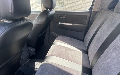 Toyota Hilux VII, 2012 год, 2 650 000 рублей, 7 фотография