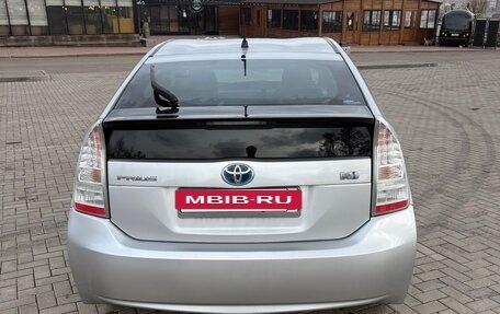 Toyota Prius, 2010 год, 820 000 рублей, 6 фотография