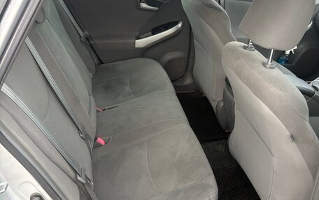 Toyota Prius, 2010 год, 820 000 рублей, 8 фотография