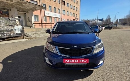 KIA Rio III рестайлинг, 2013 год, 830 000 рублей, 6 фотография