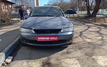 Opel Vectra B рестайлинг, 2001 год, 290 000 рублей, 1 фотография