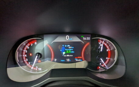 Toyota RAV4, 2022 год, 3 730 000 рублей, 4 фотография