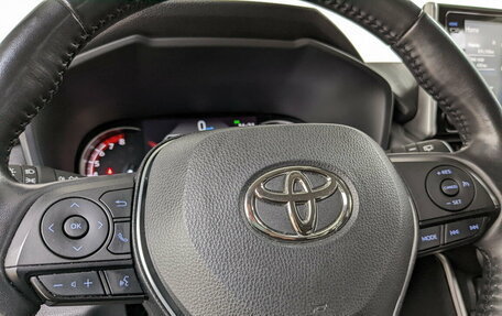 Toyota RAV4, 2022 год, 3 730 000 рублей, 8 фотография