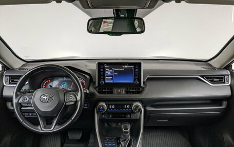 Toyota RAV4, 2022 год, 3 730 000 рублей, 13 фотография